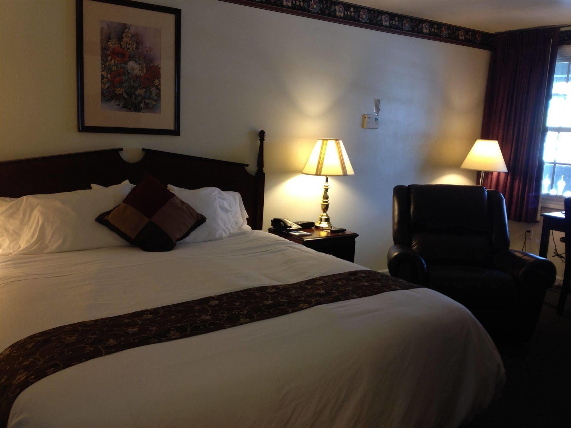 The Chalet Motel Mequon Exterior foto
