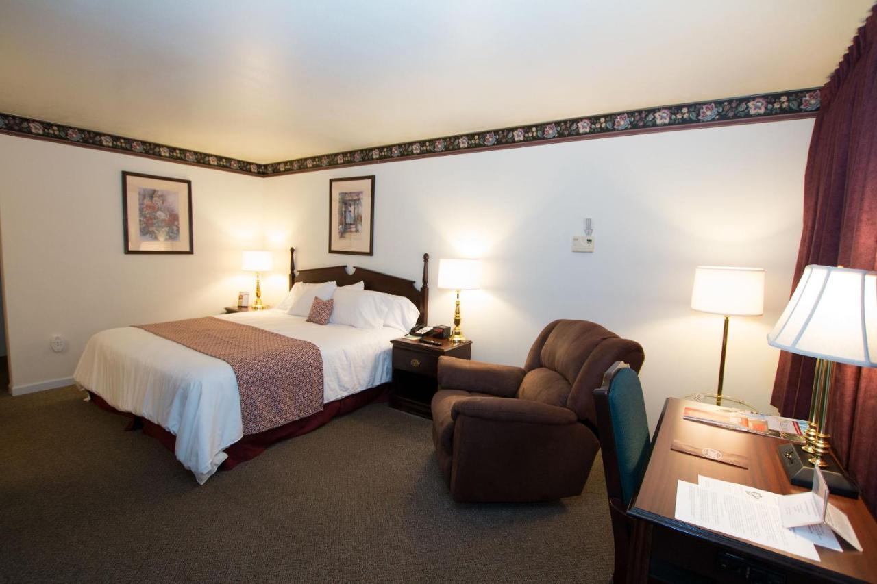 The Chalet Motel Mequon Exterior foto